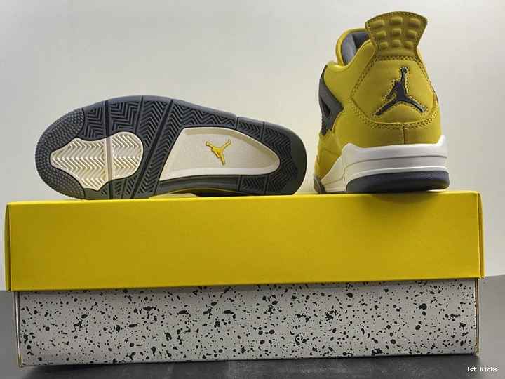 RETRO AIR CT8527-702 'LIGHTNING LS JORDAN 4 0522
